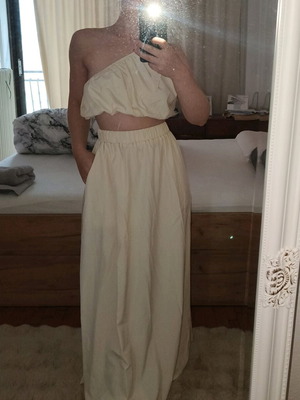 Shein skirt and top set like new, beige
