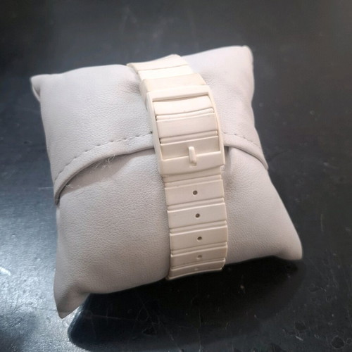 Catamaran 902 women's watch like new, cream