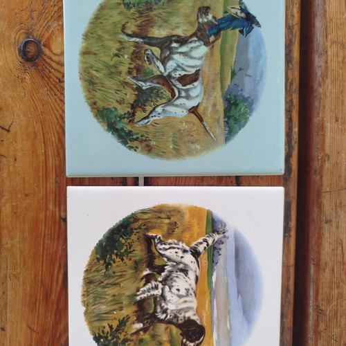 Ceramic tiles like new, vintage hunting pointer dog design, pack of two