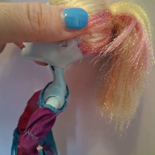 Monster High Abbey Bominable doll used with minor damage
