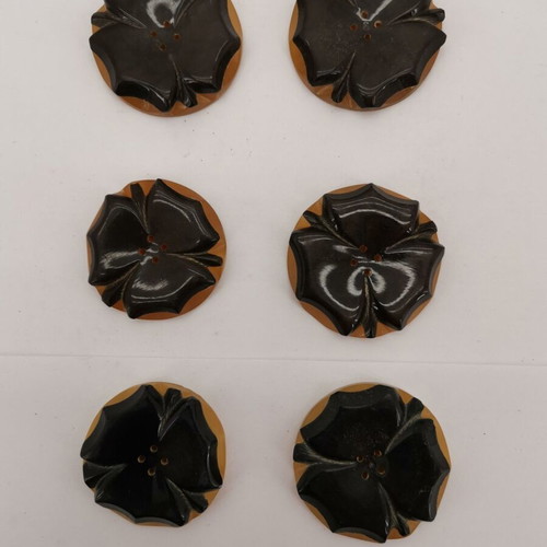 Black-yellow vintage celluloid buttons used, 1950s