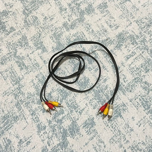 RCA audio-video cable 1m like new
