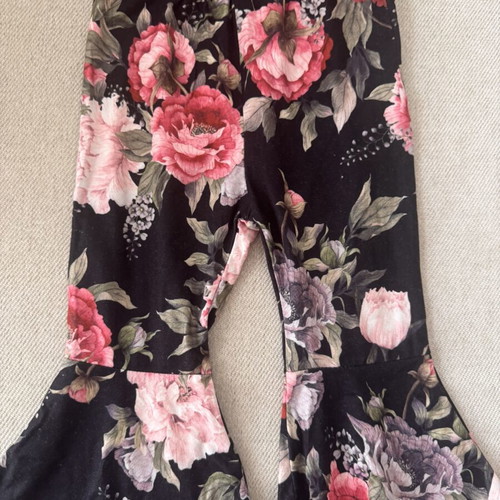 Baby clothing set for 9-12 months like new