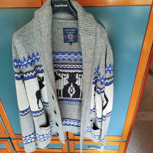 Explorer cardigan gray XL like new, perfect condition