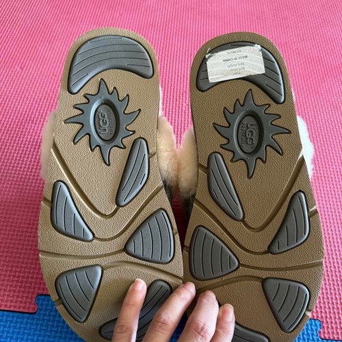 Ugg Australia slippers new, size 38, white and grey