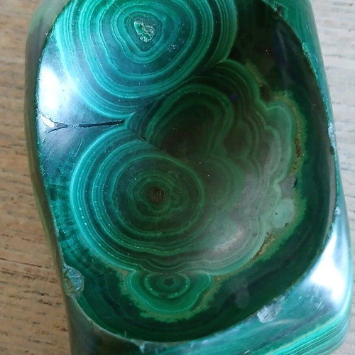 Malachite egg on base new 408 g