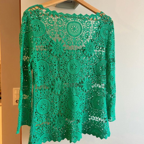 Crochet blouse emerald green like new, size M