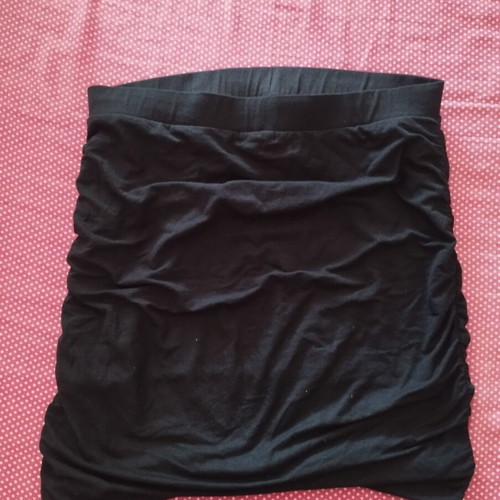 Black mako skirt used, short, size M