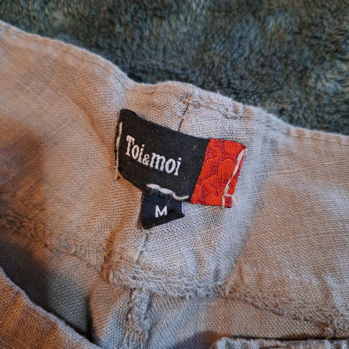 Beige Toi&Moi shorts size M like new