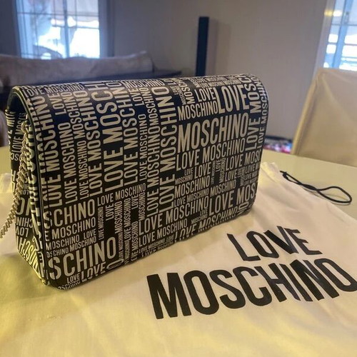 Love Moschino crossbody bag new, black and white