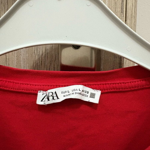 Zara slim fit red blouse like new, S-M with elasticity