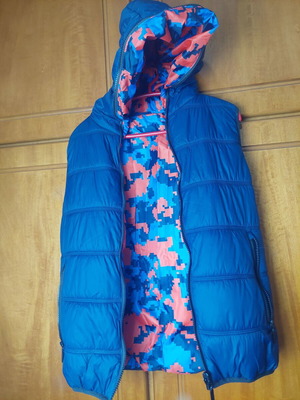 BodyTalk waterproof vest for boys 14 years, reversible, like new