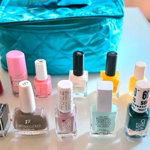 Nail polish Korres, Seventeen etc. like new with gift pouch