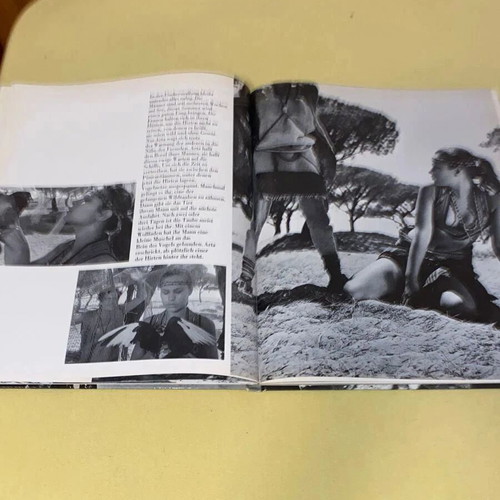 Junge Aphroditen hardcover art book like new, German