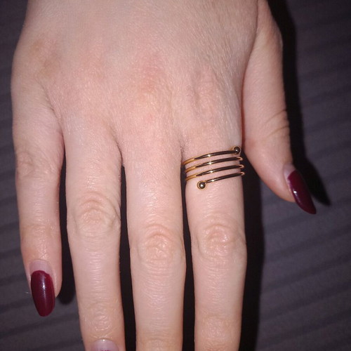 Spiral ring new, gold color