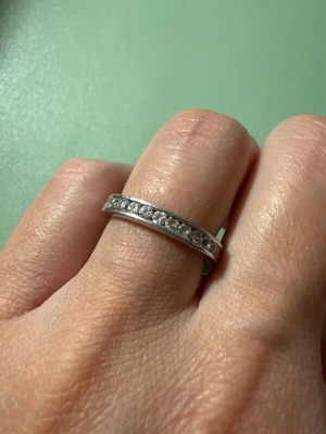 Silver 925 wedding ring with zircon like new, size 52
