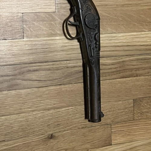 Decorative Flintlock Replica Gun like new