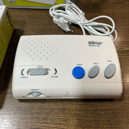 Home Safe mod 821 intercom devices like new, pair