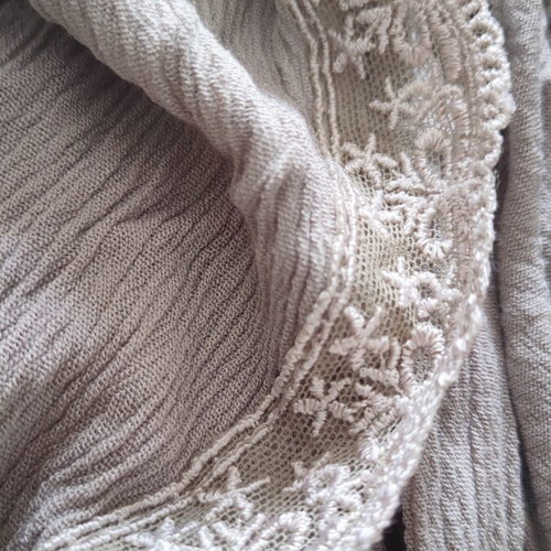 Regalinas summer blouse beige size Small like new with lace back