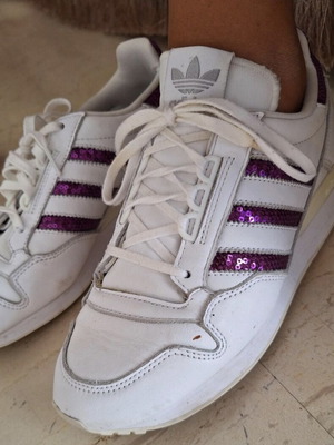 Adidas sneakers in good condition, white and purple, size 38.5