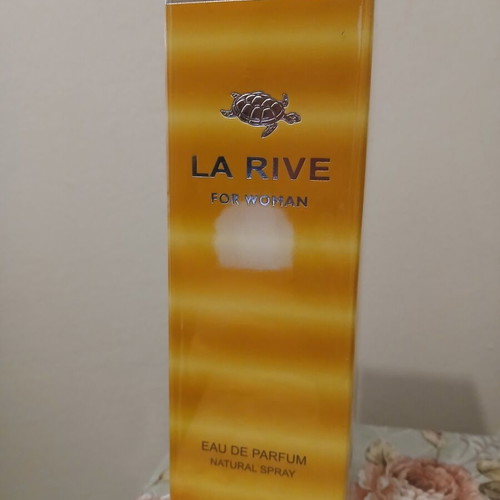 La Rive for Woman Eau de Parfum Natural Spray 90 ml new
