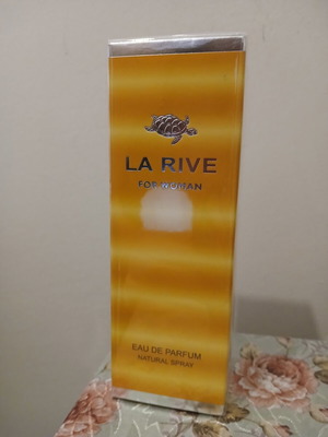 La Rive for Woman Eau de Parfum Natural Spray 90 ml new