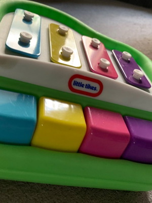 Πιανάκι-  little tikes Tap-A-Tune Piano Baby Toy