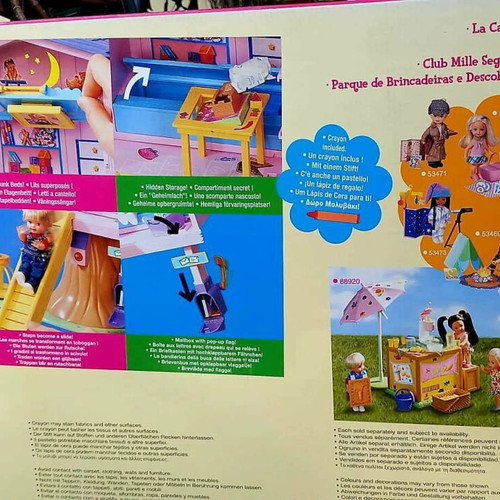 Shelly Kelly Club Lots of Secrets Clubhouse sealed, new Mattel