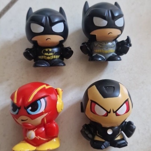DC Super Heroes playmobil, kinder, dinosaurs, PJ Masks toy set