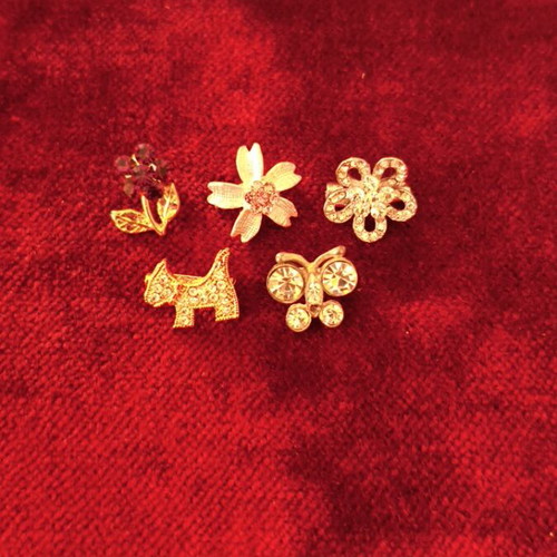 Decorative pins with rhinestones like new, various designs