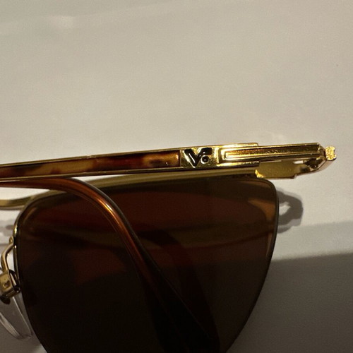 Vintage Vogue VO 3031 ORO/281 Sunglasses New, Gold Metal Frame