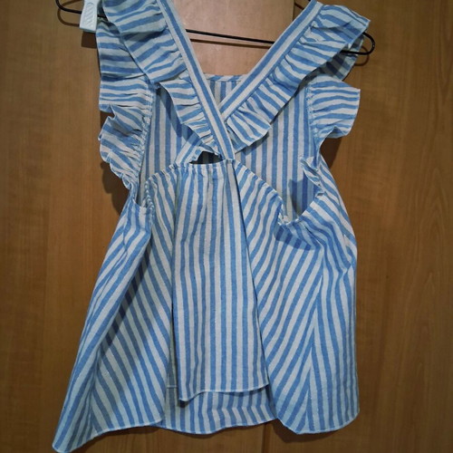Striped top Freestyle like new, size M, white and blue