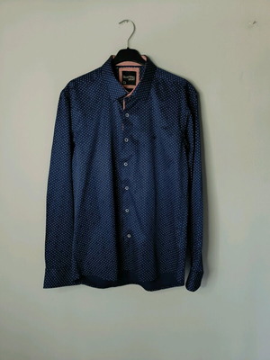 Quattro Sport men's shirt XL like new, blue with micro pattern