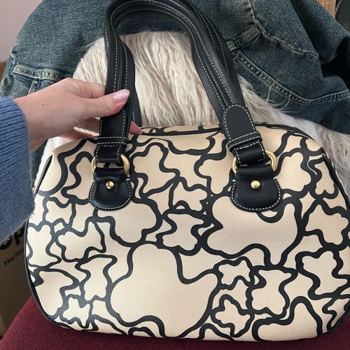 Tous shoulder bag like new, black and beige