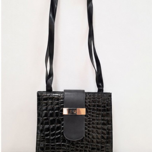 Shoulder bag black like new