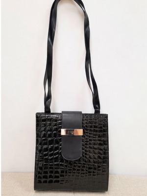 Shoulder bag black like new