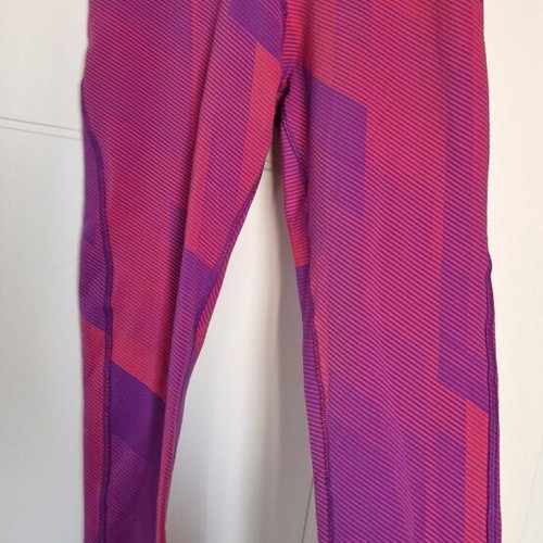 Reebok women's sports leggings S/M, pink and purple, long