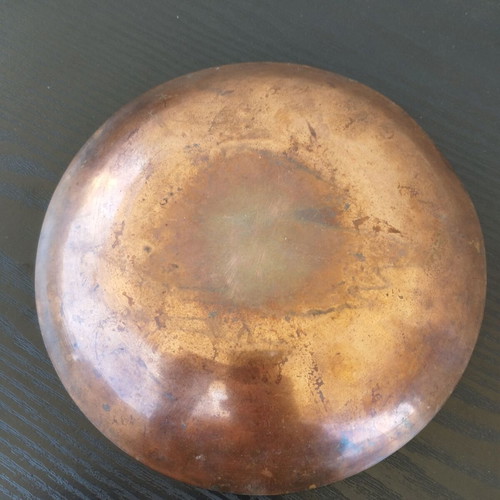 Metal vintage plate like new 19 cm × 2.5 cm
