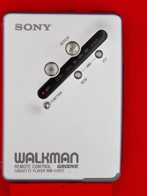 Sony Walkman WM EX672 ремонтиран с 3D принтиран адаптер