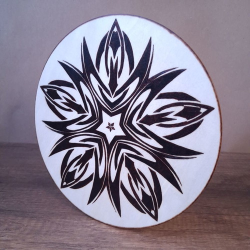 Mandala decorative woodcut new, diameter 20 cm