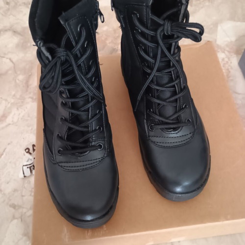 Army boots new, size 41