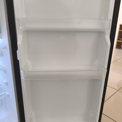 Morris B71080ESD refrigerator 80L black