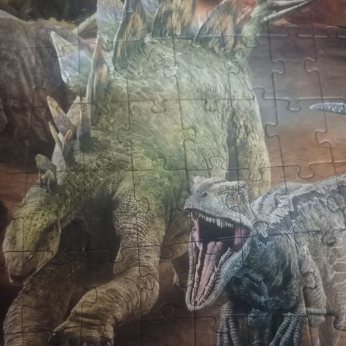 Dinosaur puzzle 200 pieces like new