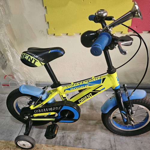 Orient Rookie Kids Bike 12" Like New, Training Wheels Included