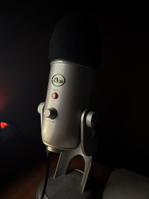 Blue Yeti X USB μικρόφωνο σαν καινούργιο με pop filter