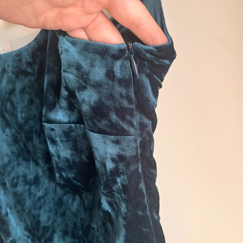 Velvet dress Bill Cost like new, green, size M