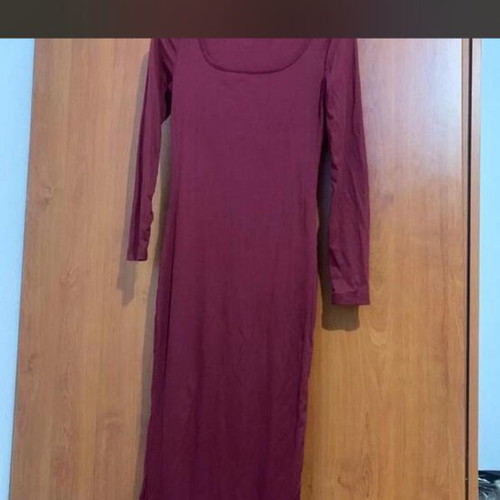 Dress Shein burgundy maxi like new, XS