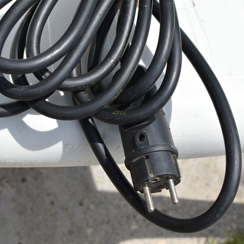 Power extension cable 8 meters like new, extra strong, DIN ISO VDE