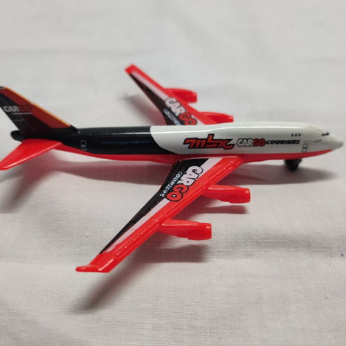 Matchbox Sky Busters Boeing 747-400 cargo couriers used