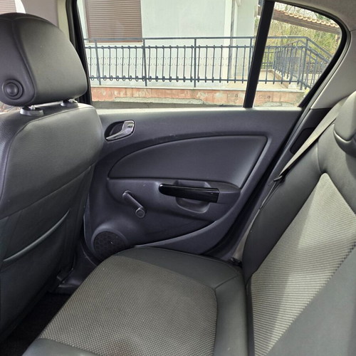 Opel Corsa 1.7 Diesel car, 2008, manual transmission